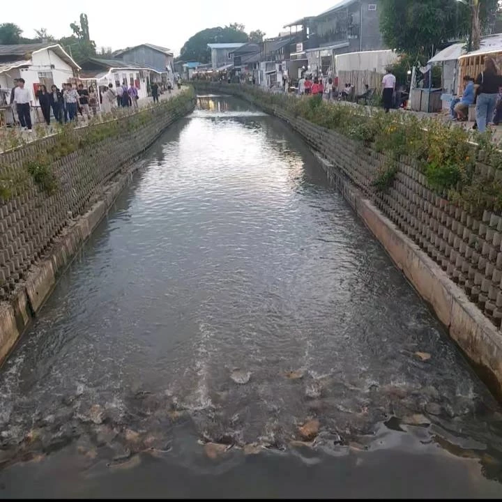 “คลองแม่ข่า” ฟื้นชีวิตน้ำเน่าเสีย สู่แหล่งท่องเที่ยวสร้างเศรษฐกิจ