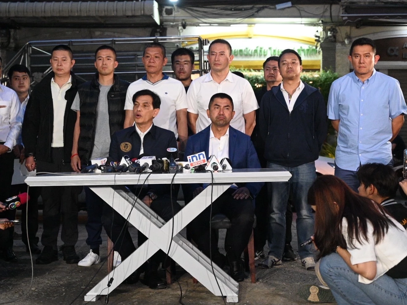 เปิดผังผู้เกี่ยวข้องคดีบุกค้นบ้าน "บิ๊กโจ๊ก" หลังทนายขู่ฟ้องชุดปฏิบัติการ