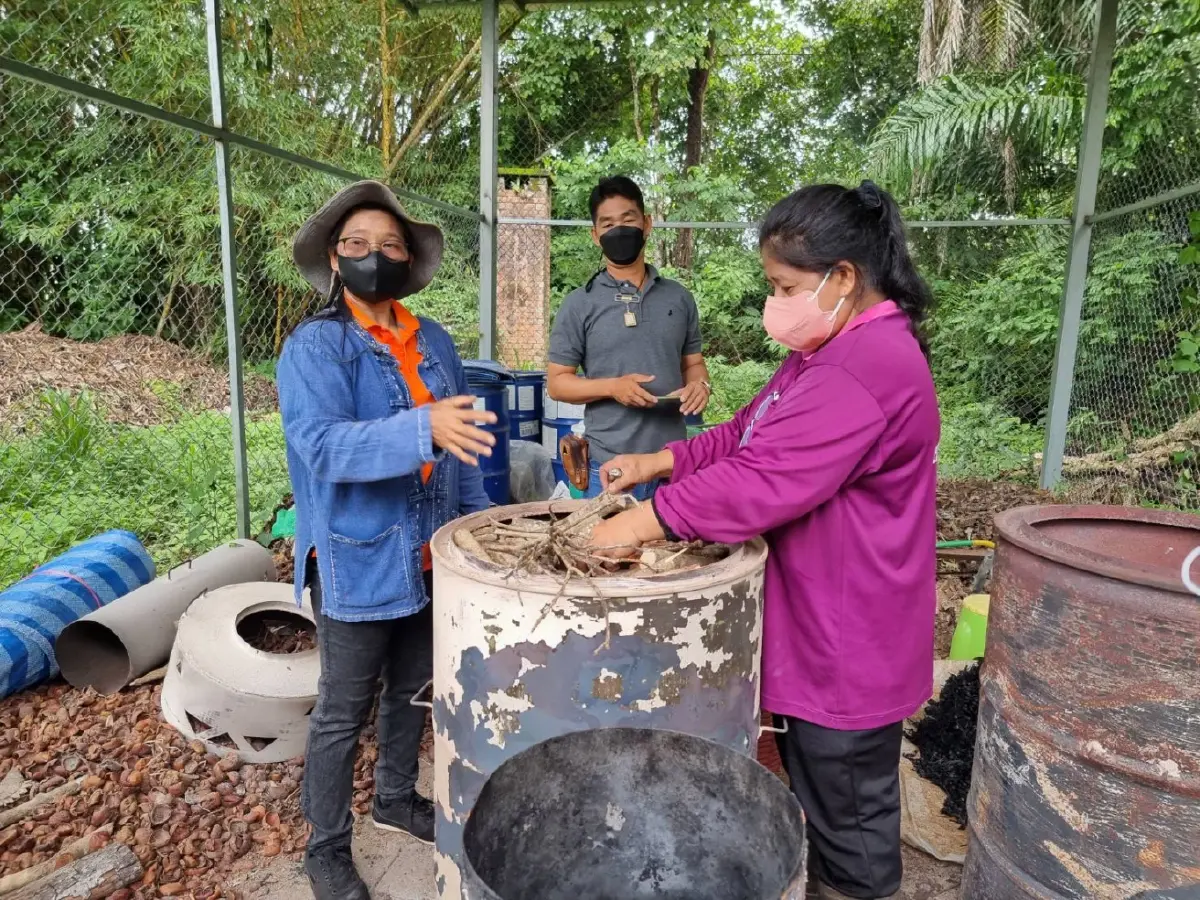 สศก.ติดตามโครงการสร้างมูลค่าเพิ่มจากวัสดุ หนุนเกษตรกรลดต้นทุน