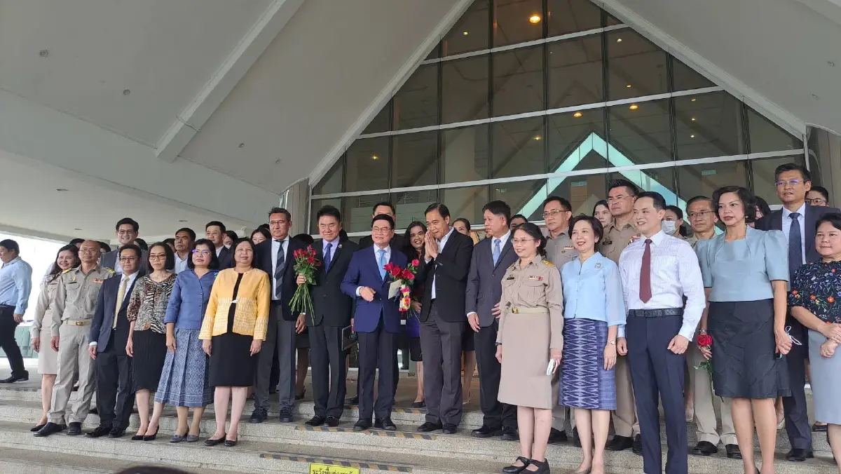 จุรินทร์ ในฐานะรมว.พาณิชย์ อำลาข้าราชการ