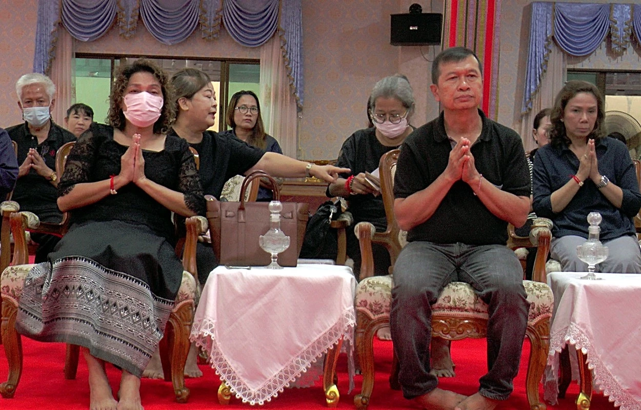 กระดูก”สารวัตรแบงค์” ถึงนครพนม บ้านเกิด