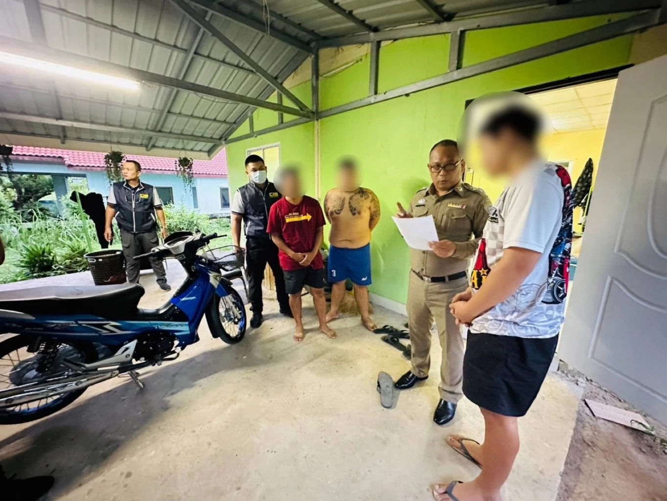 รวบ 3 หนุ่ม "สตาร์ทอัพ" ตั้งแก๊งปล่อยกู้ดอกเบี้ยโหด โปรยนามบัตรเกลื่อนเมือง