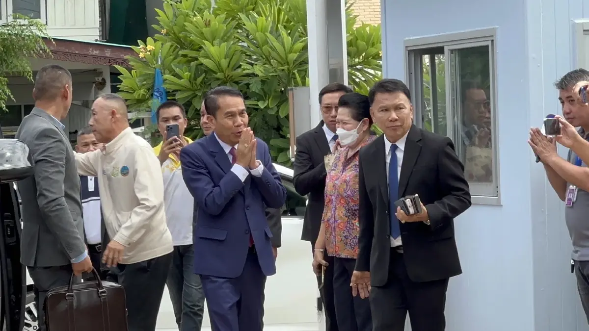 "บิ๊กทิน"พบ"บิ๊กโอ๋"ขอคำแนะนำทำงานร่วมกับเหล่าทัพ