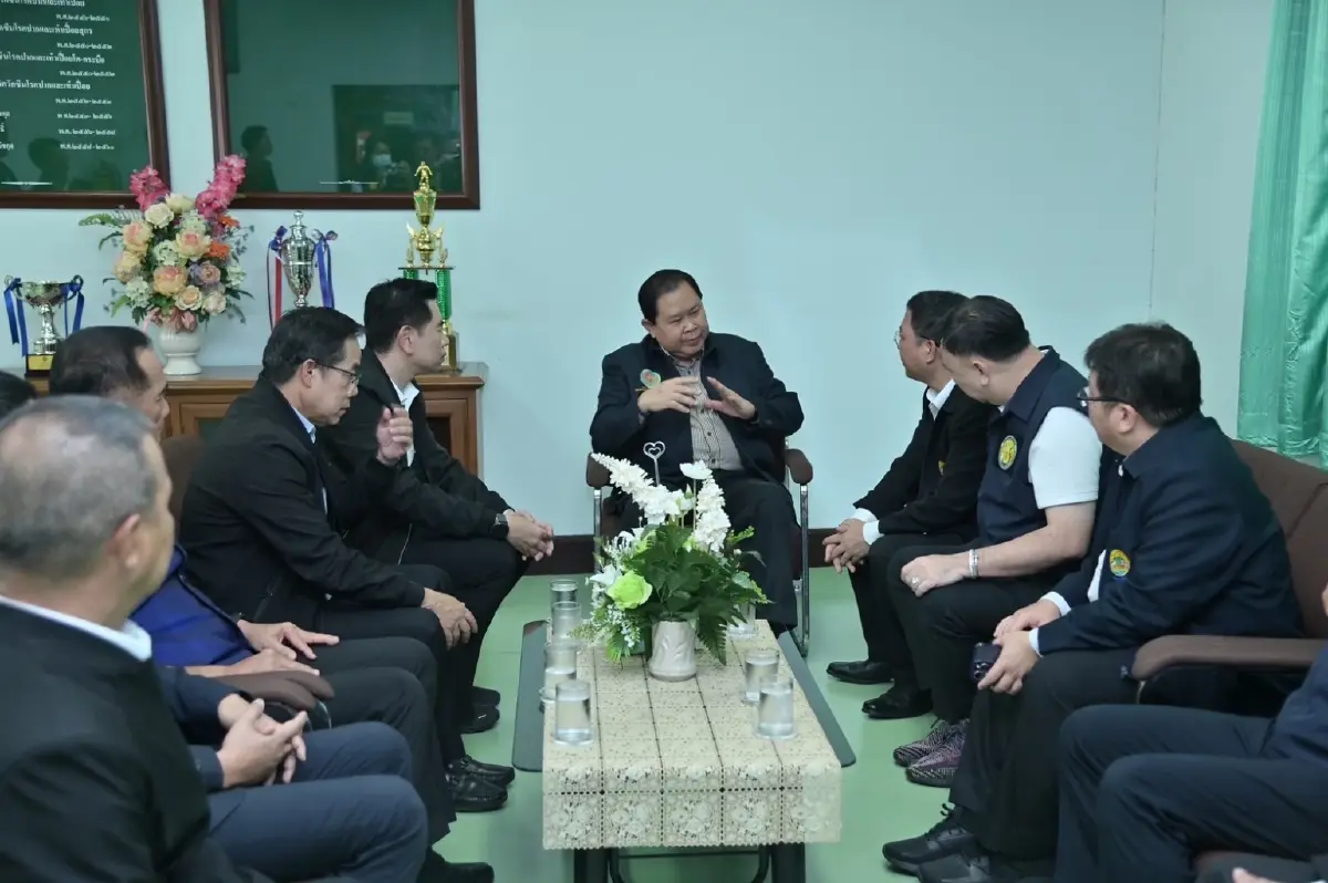 นายไชยา พรหมา รมช.เกษตรและสหกรณ์ มอบนโยบาย กรมปศุสัตว์