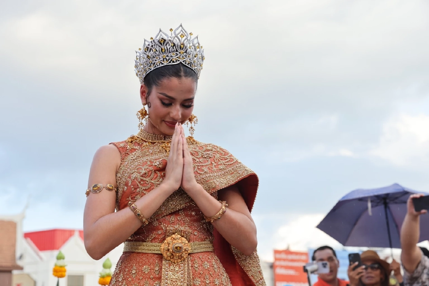 ชาวโคราชแห่ต้อนรับ \"แอนโทเนีย โพซิ้ว\" Miss Universe Thailand 2023 (มีคลิป)