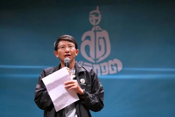 นายธีระ วัชรปาณี ผู้อำนวยการสำนักงานเครือข่ายองค์กรงดเหล้า (สคล.)