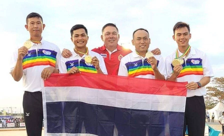 ทีมเปตองชายไทยเฉือนสเปน 13-10 สร้างประวัติศาสตร์คว้าแชมป์โลกสมัยแรก