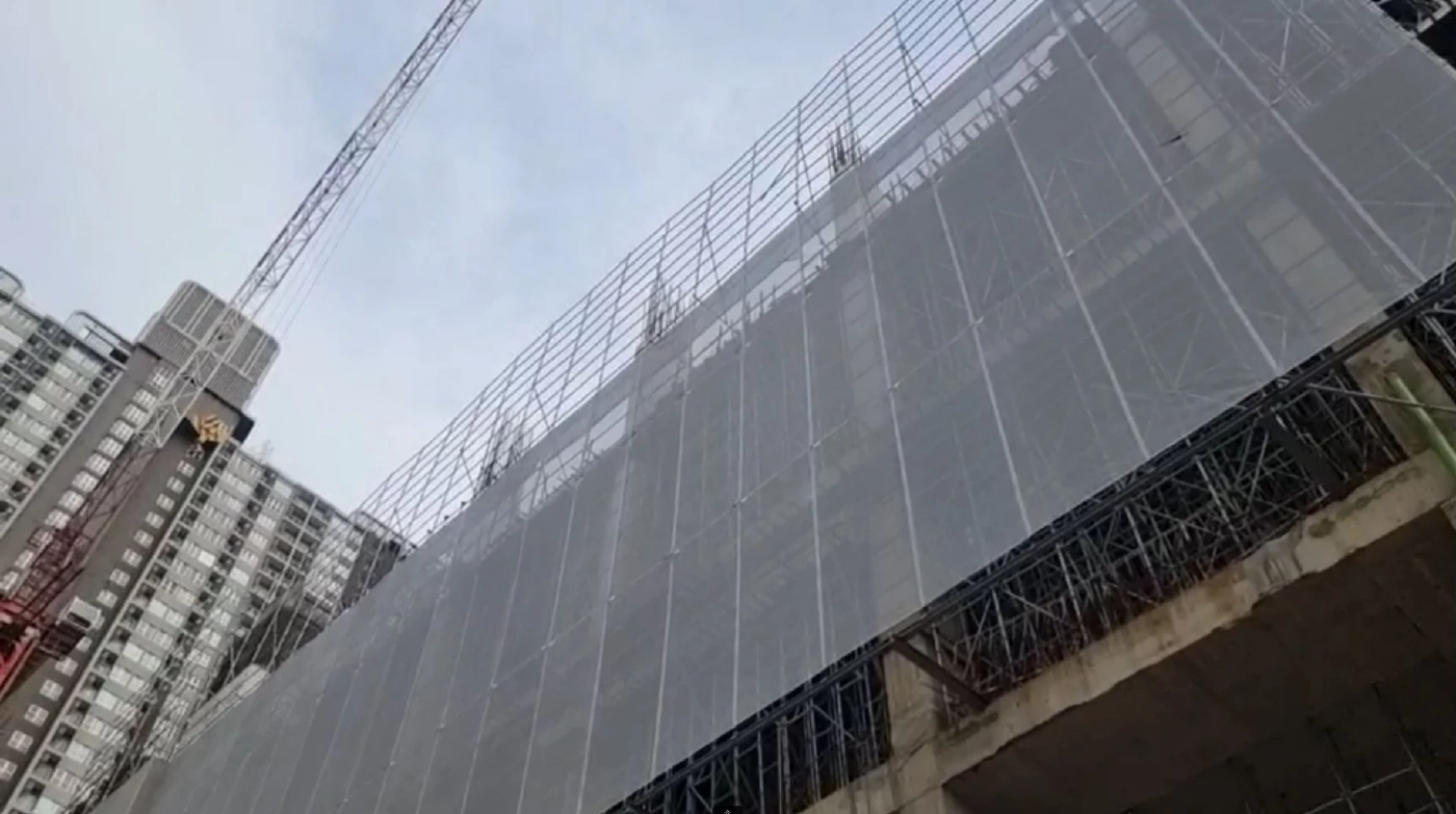 สลดใจ! ร่างทารกยัดกระสอบ โผล่อาคารมวย กกท.