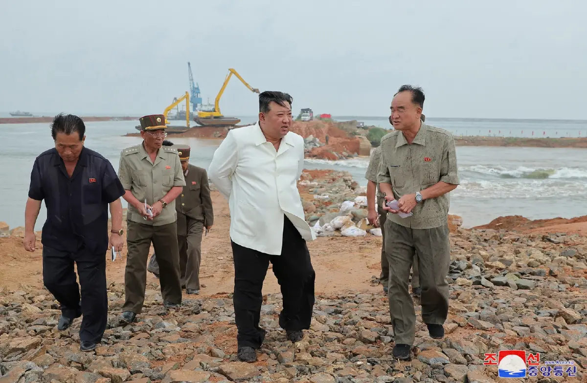 "คิม จองอึน" ตำหนิแรงนายกฯ "ด้อยปัญญา"