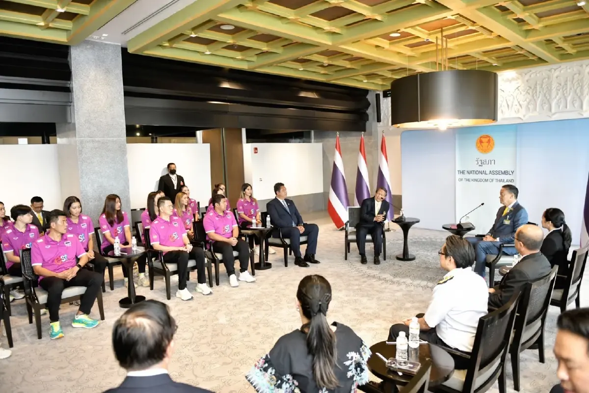 "เศรษฐา"ให้กำลังใจนักตบสาวไทยผ่านรอบคัดเลือกโอลิมปิก 2024