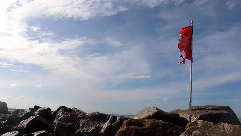 ยังไร้วี่แววสาว 16 จมทะเล "หาดแสงจันทร์" ครอบครัวเผยเรื่องราวสุดขนลุก