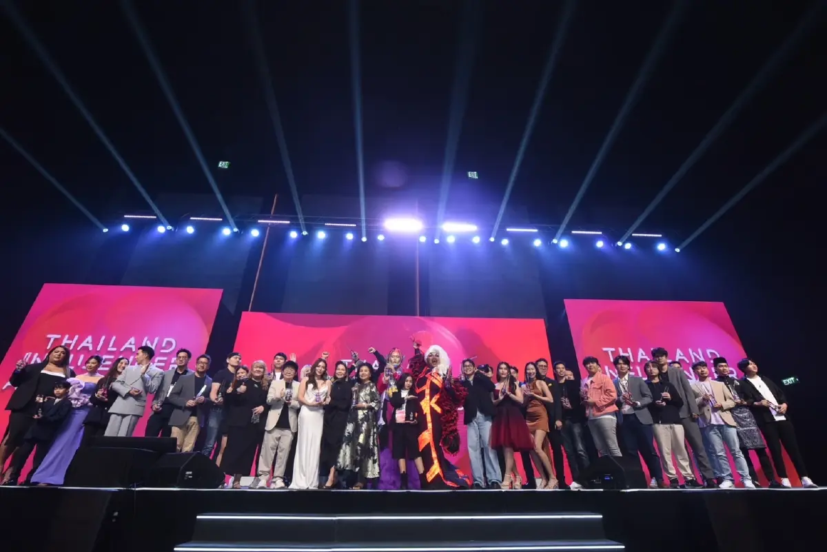 สุดคึกคัก เหล่าคนดังเข้าร่วมงาน  Thailand Influencer Awards 2023 (TIA)