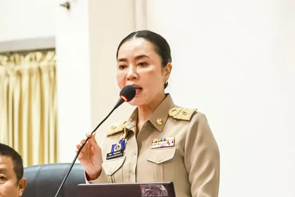เพื่อความปลอดภัย! อบจ.โคราช อัดงบติดโซลาร์เซลล์ 80 ต้น ป้องอุบัติเหตุ-อาชญากรรม