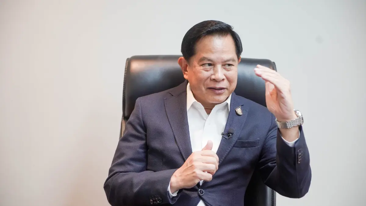 รมว.พลังงาน จ่อเสนอลดราคาน้ำมัน – ไฟฟ้า บรรเทาภาระค่าใช้จ่ายปชช.