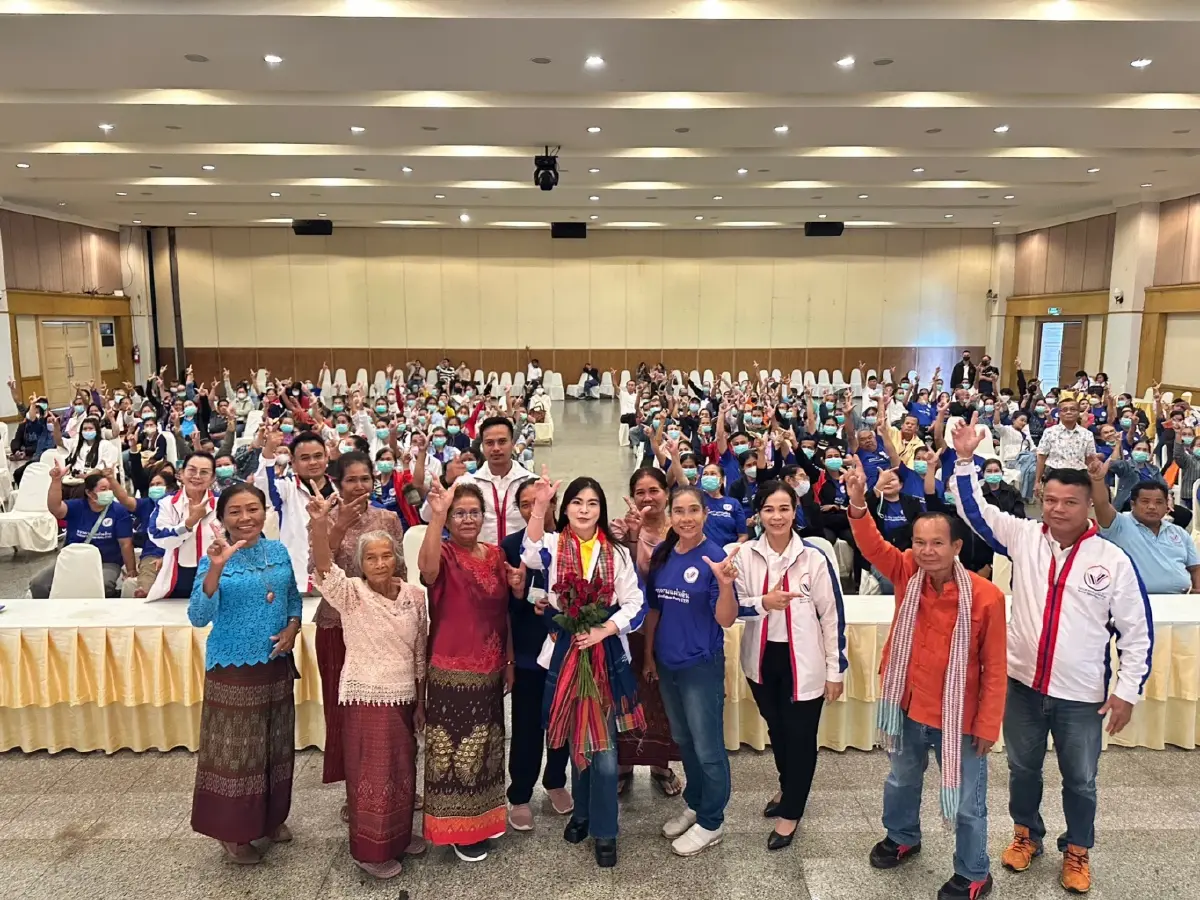 รวมแผ่นดิน ดัน "ดร.มนตรี พรมวัน  " นั่งหัวหน้าพรรคฯ "มาดามหยก" ที่ปรึกษา