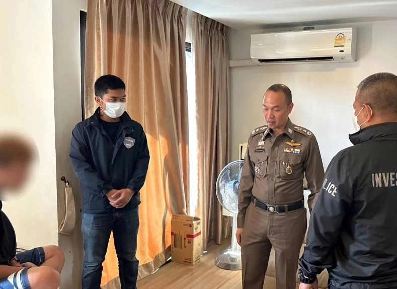 ทำความรู้จัก "พล.ต.ท.ไตรรงค์ ผิวพรรณ" น้องชายเสธหิ มือปราบศูนย์ PCT