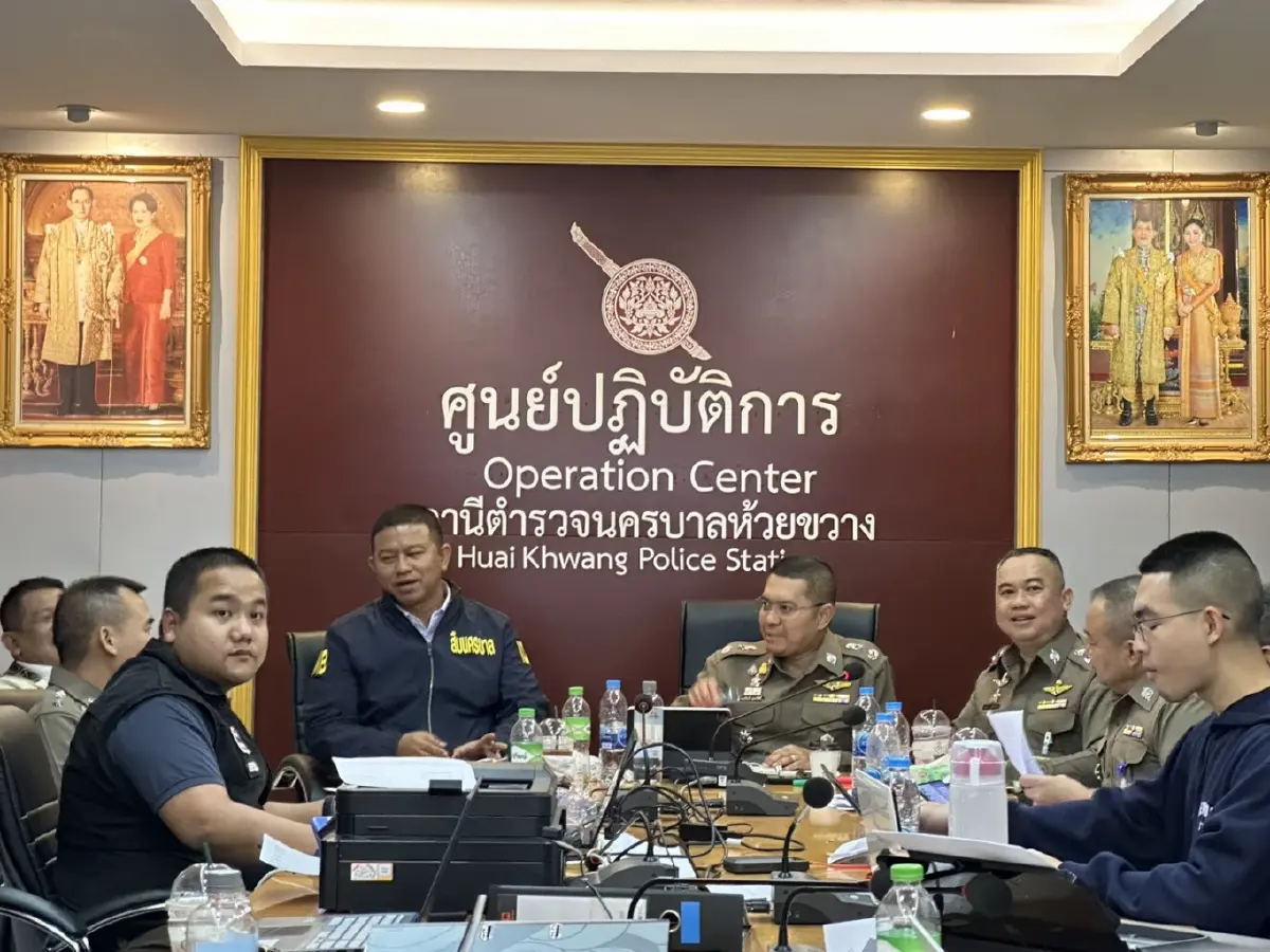 รวบ “แก๊งคนจีน”ใช้ปืนปล้นทรัพย์ชาติเดียวกัน ย่านห้วยขวาง