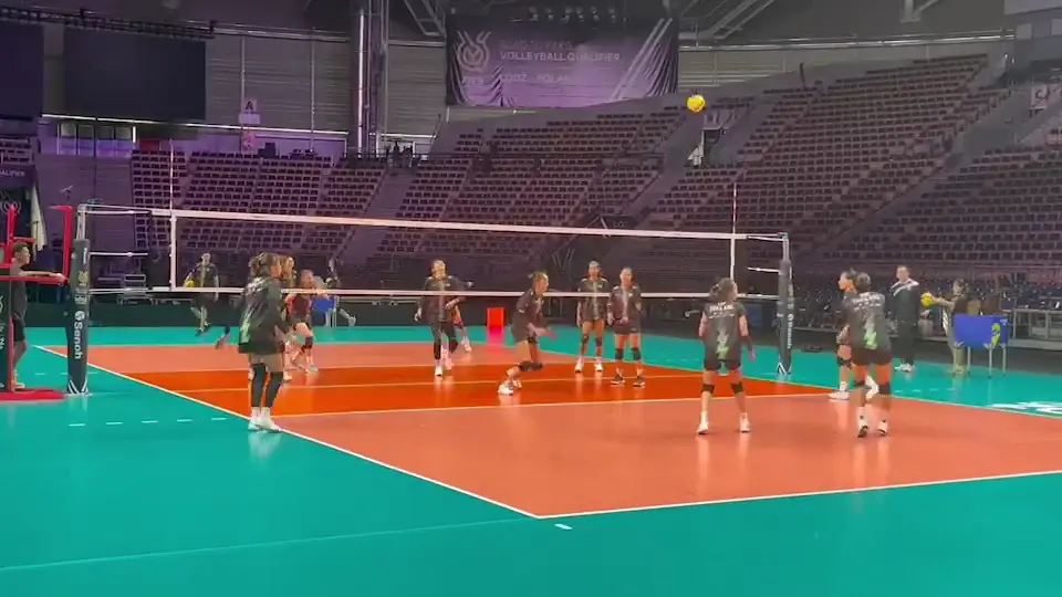 วอลเลย์บอลหญิงทีมชาติไทย ซ้อมสนามจริงก่อนดวล เยอรมนี ศึกคัดโอลิมปิก (คลิป)