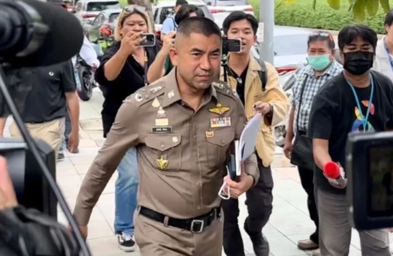 พล.ต.อ.สุรเชษฐ์ หักพาล รอง ผบ.ตร.