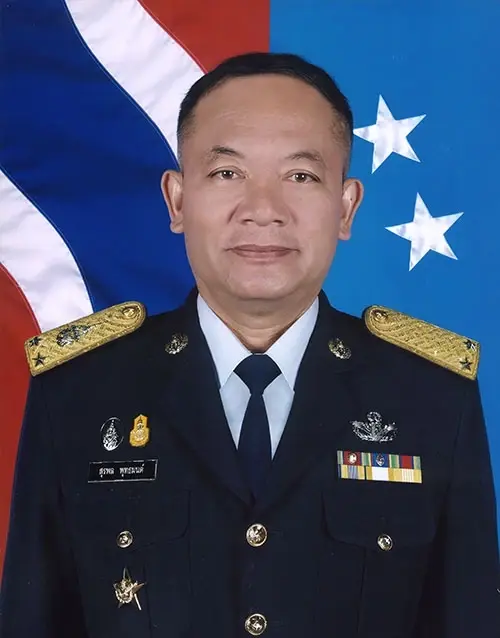 พระบรมราชโองการ โปรดเกล้าฯ"พล.อ.อ.สุรพล พุทธมนต์" พ้นหน้าที่นายทหารราชองครักษ์