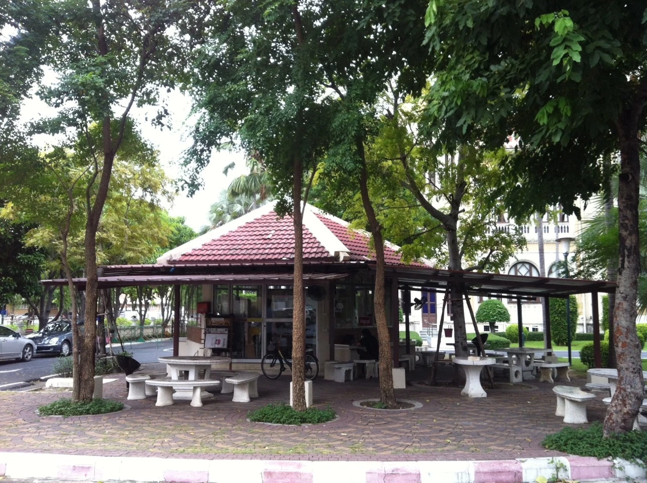 ภาพในอดีตของ รังนกกระจอกหลังแรก หรือที่เรียกกันว่า "รังนกกระจอก 1" หรือ “รังเก่า”