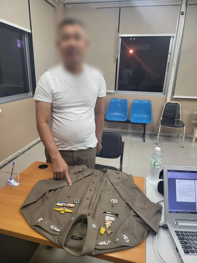 ทำไปได้! ชายแต่งเครื่องแบบ "พล.ต.ท." เบ่งขอปล่อยผู้ต้องหา สุดท้ายโป๊ะแตก