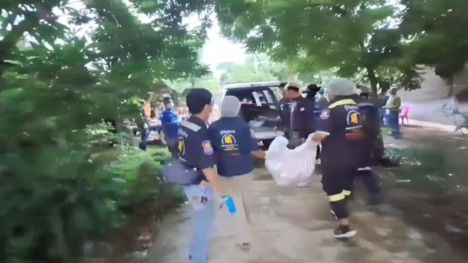 แจ้ง 3 ข้อหาหนัก "เอ็ม"พ่อโหด พร้อมเมีย โบกปูนลูก 2 ขวบ รับเสียใจ อ้างป่วยจิต