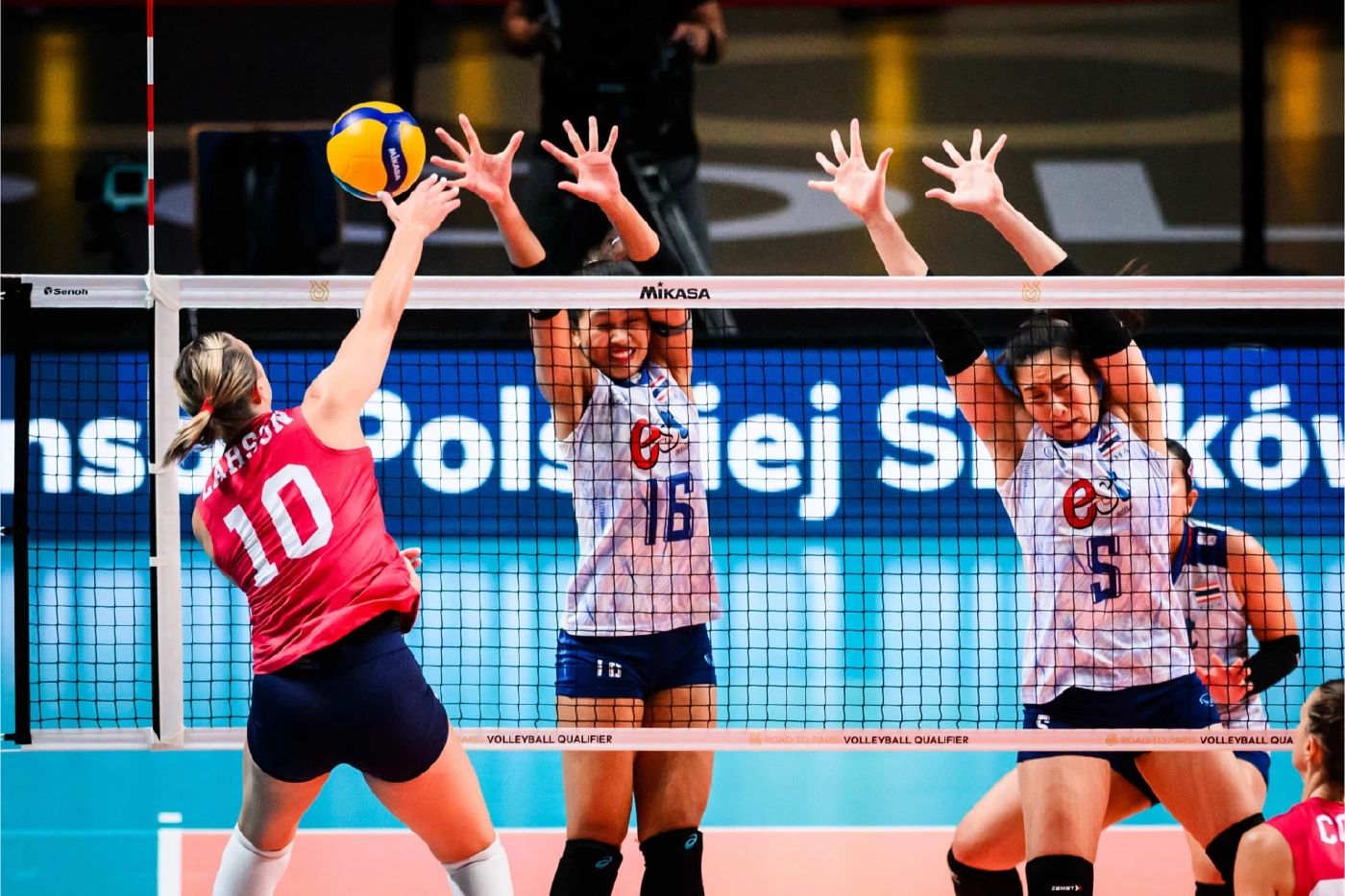 สุดต้าน! "วอลเลย์บอลสาวไทย" พ่าย สหรัฐฯ 3 เซตรวด ศึกคัดโอลิมปิกนัด 2