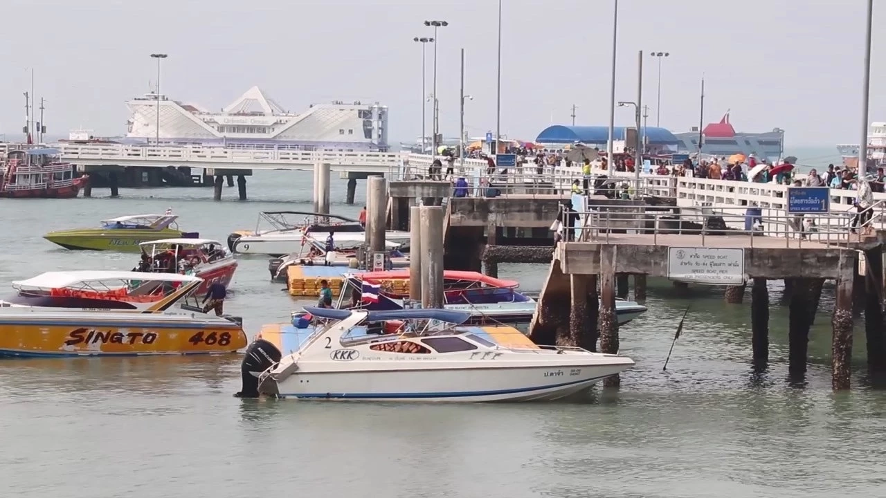 ถกแก้ เรือสปีดโบ๊ทเกาะล้านตัดราคา แย่งลูกค้า ห้ามไซต์แขกทุกพื้นที่
