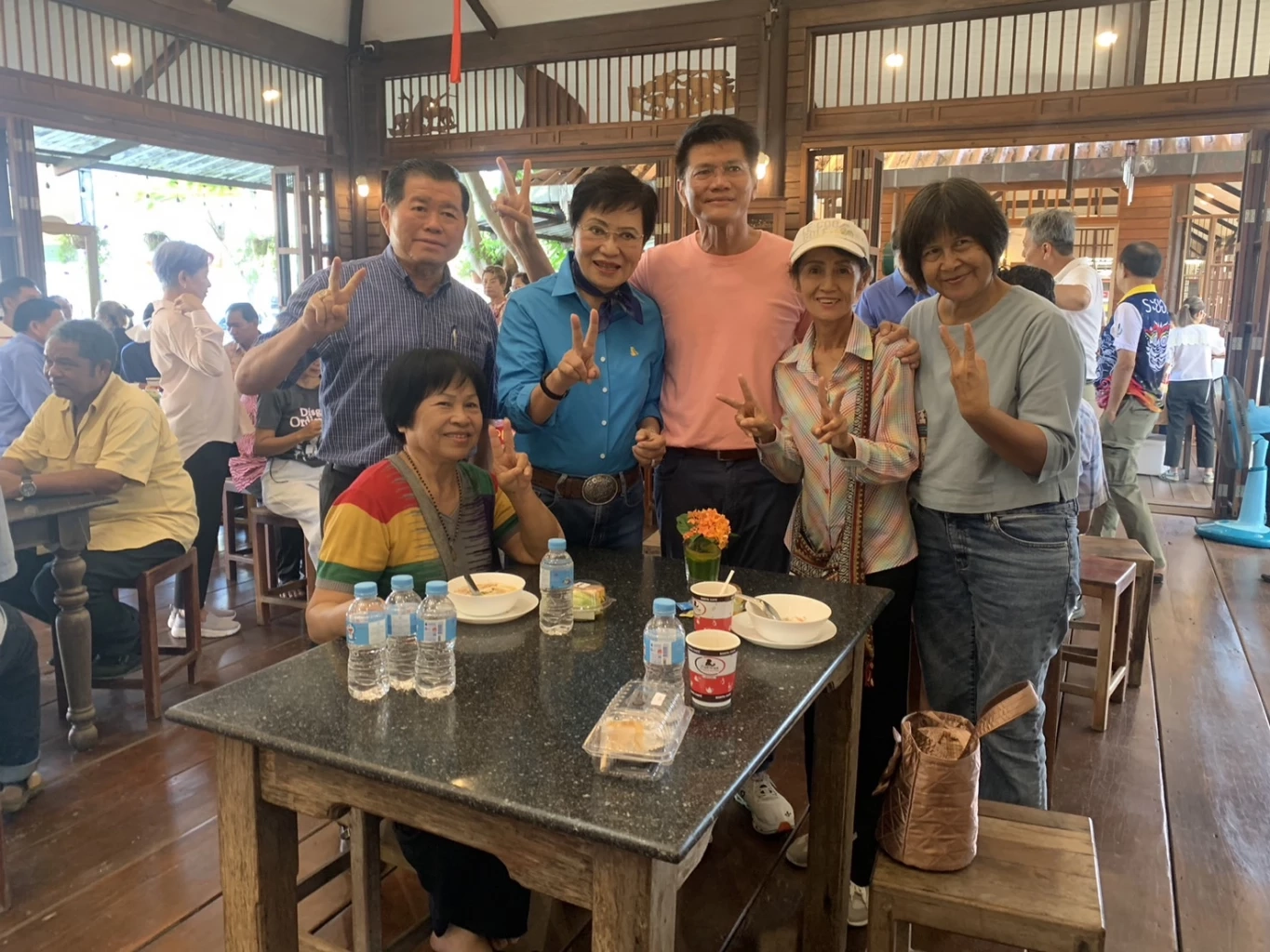 "นิพนธ์" อ้อนชาวอ.แกลง ถ้าเลือกคนผิด กว่าจะเปลี่ยนได้ต้องรออีก 4 ปี