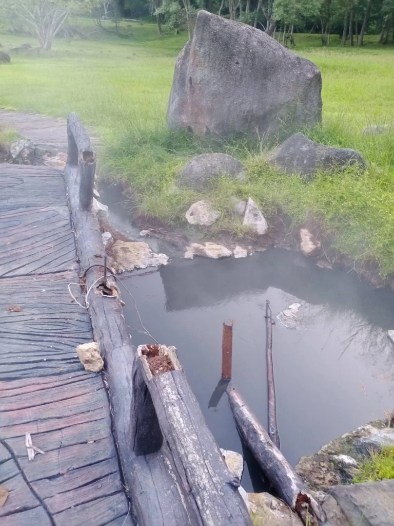 หนุ่มเชียงใหม่พลัดตกบ่อน้ำพุร้อนฝาง ขณะพยายามโน้มเก็บไข่ต้ม