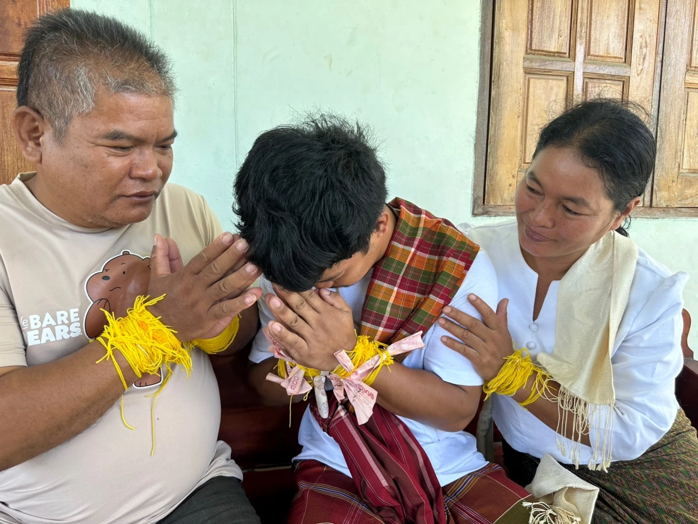 หนุ่มสุรินทร์ ดีใจรอดชีวิต เชื่อบารมี "หลวงพ่อพงษ์ วัดบ้านปริง" บังตากลุ่มฮามาส