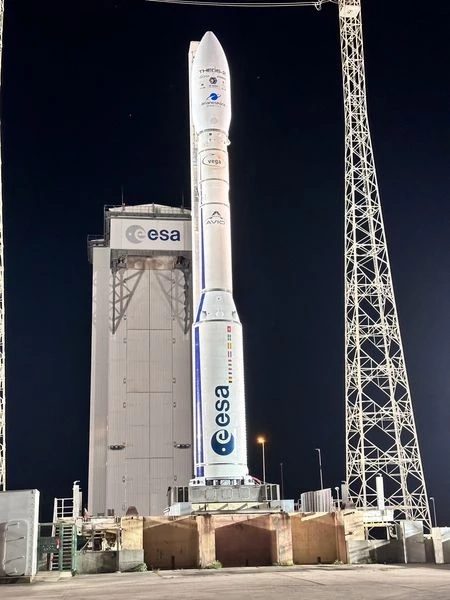 เผยสาเหตุ ทำไมเลื่อนส่งดาวเทียม THEOS-2 สู่อวกาศวันนี้