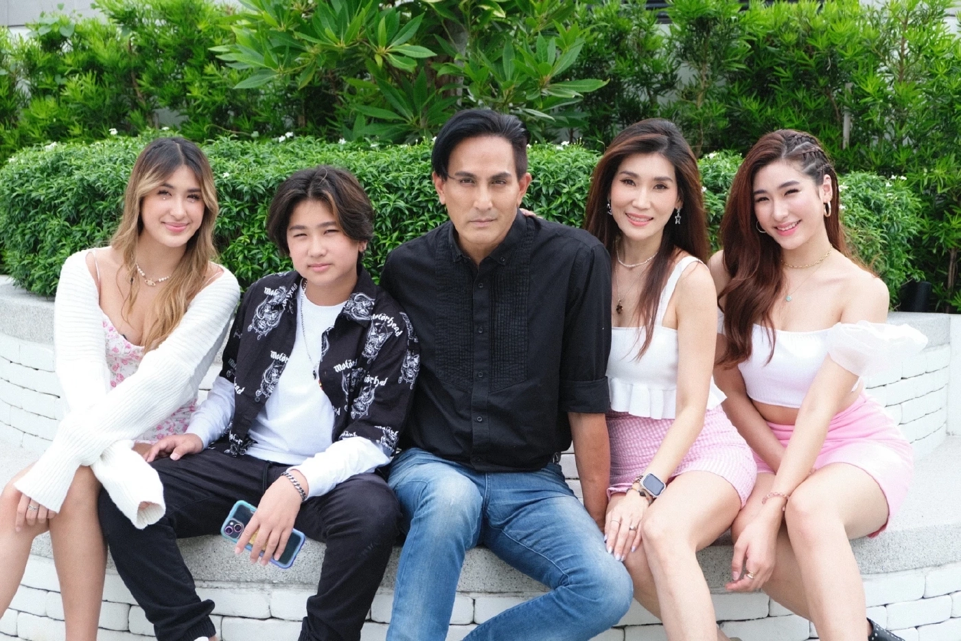 คู่พ่อลูก เซย่า-พีท ทองเจือ เล่านาทีหนีออกจากจุดเกิดเหตุ ยิงกลางพารากอน