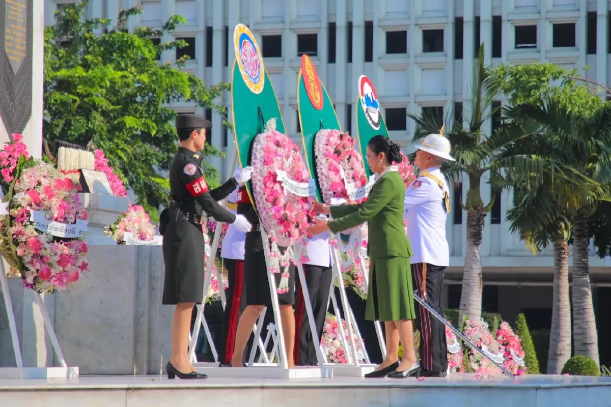 "กองทัพบก" จัดงานน้อมรำลึกครบรอบ 113 ปี วันคล้ายวันสวรรคต รัชกาลที่ 5