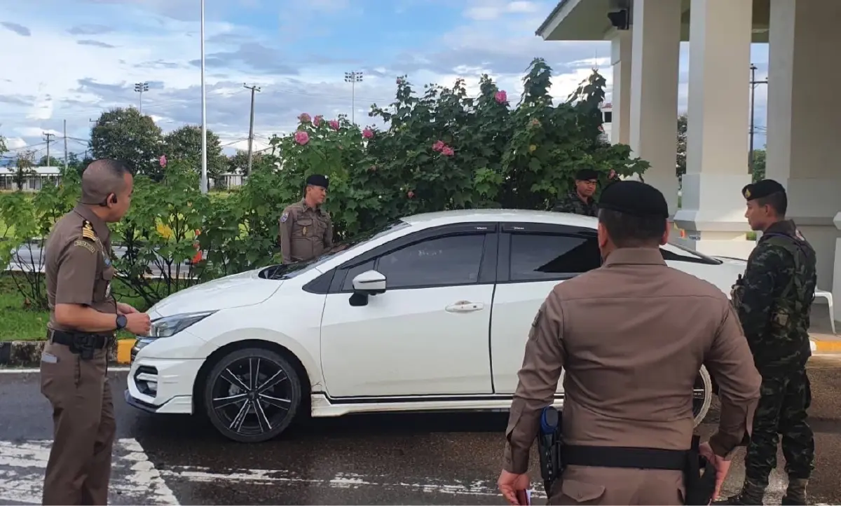 ตม.ตาก ตรวจเข้ม รวบจีนเทาหนีคดี ซุกแม่สอด