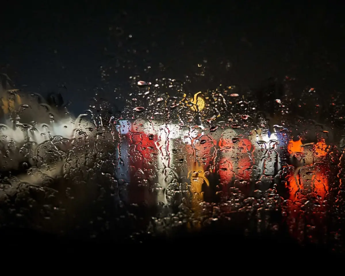 กรมอุตุฯ เตือน พรุ่งนี้ 3 ภาคระวังอ่วม ฝนฟ้าคะนองร้อยละ 70 มีฝนตกหนักบางแห่ง   