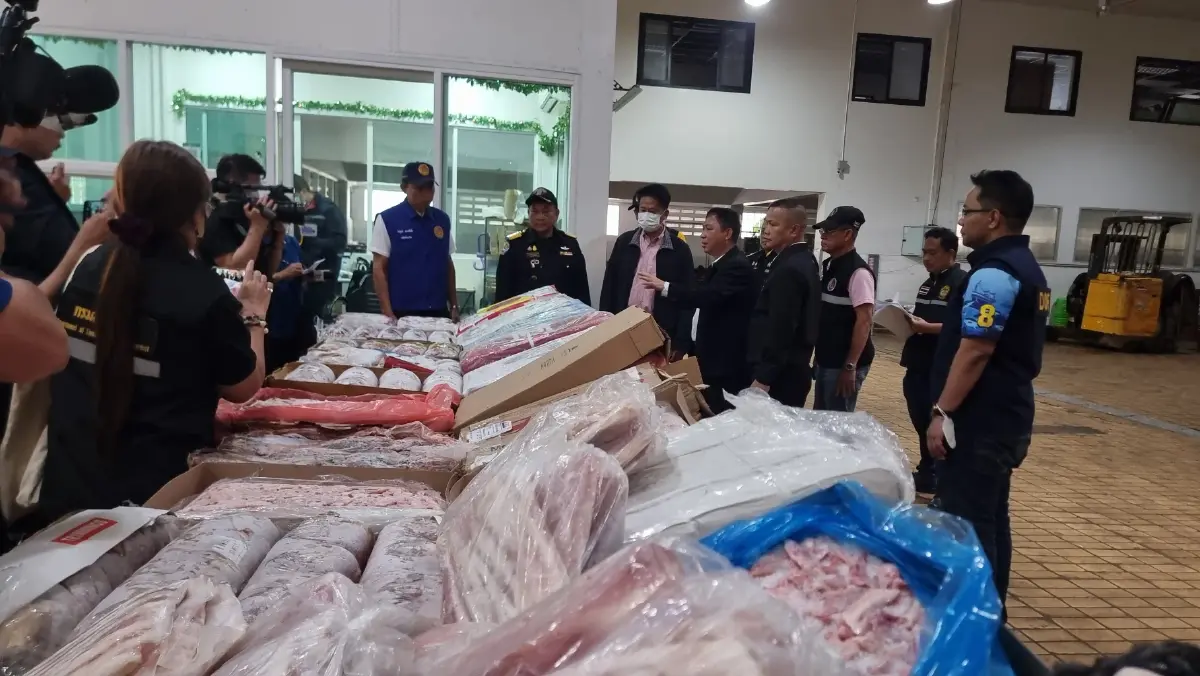 กรมปศุสัตว์ บุกทลายห้องเย็นสมุทรสาคร ลอบเก็บเนื้อสัตว์ผิด กม. ล็อตใหญ่สุด