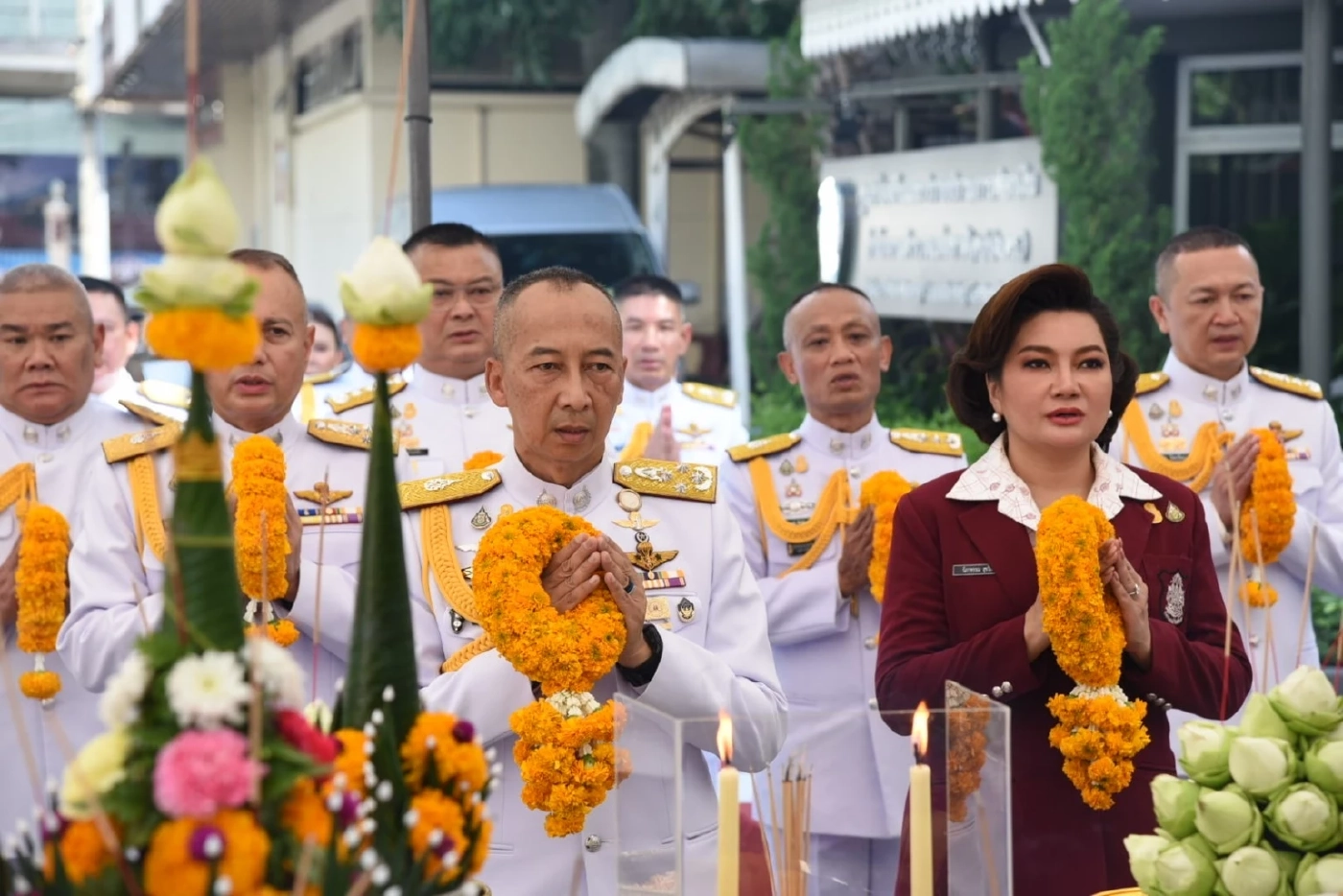 “บิ๊กต่อ” ทำบุญ เสริมมงคล "ผู้บัญชาการตำรวจแห่งชาติ"