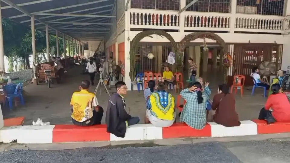 ลุ้นผลเจรจาแก้ปัญหา "วัดบางคลาน" วันนี้ หากล้มเหลวอาจต้องใช้คอมมานโด