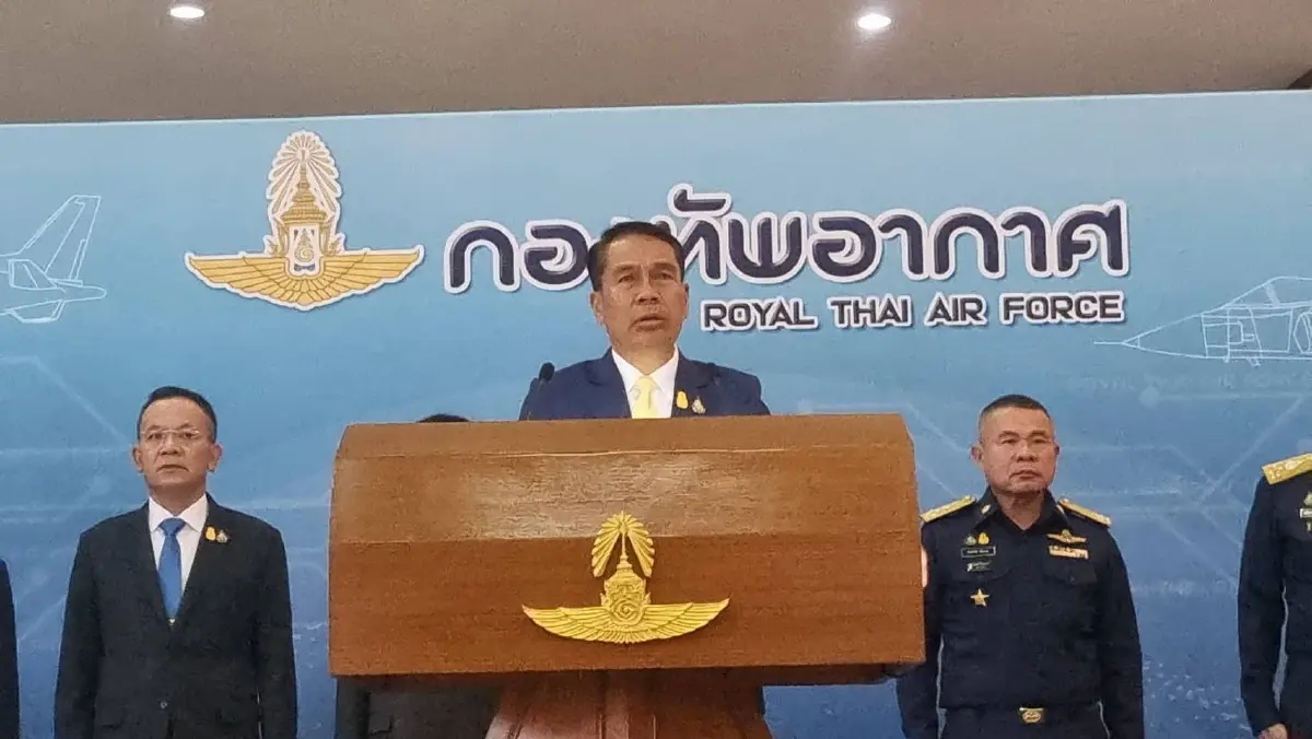 "สุทิน" โต้ "สมชัย" ข้อมูลเรือดำน้ำคลาดเคลื่อน 5,000 ล้าน ยันพท.ไร้ใบสั่ง