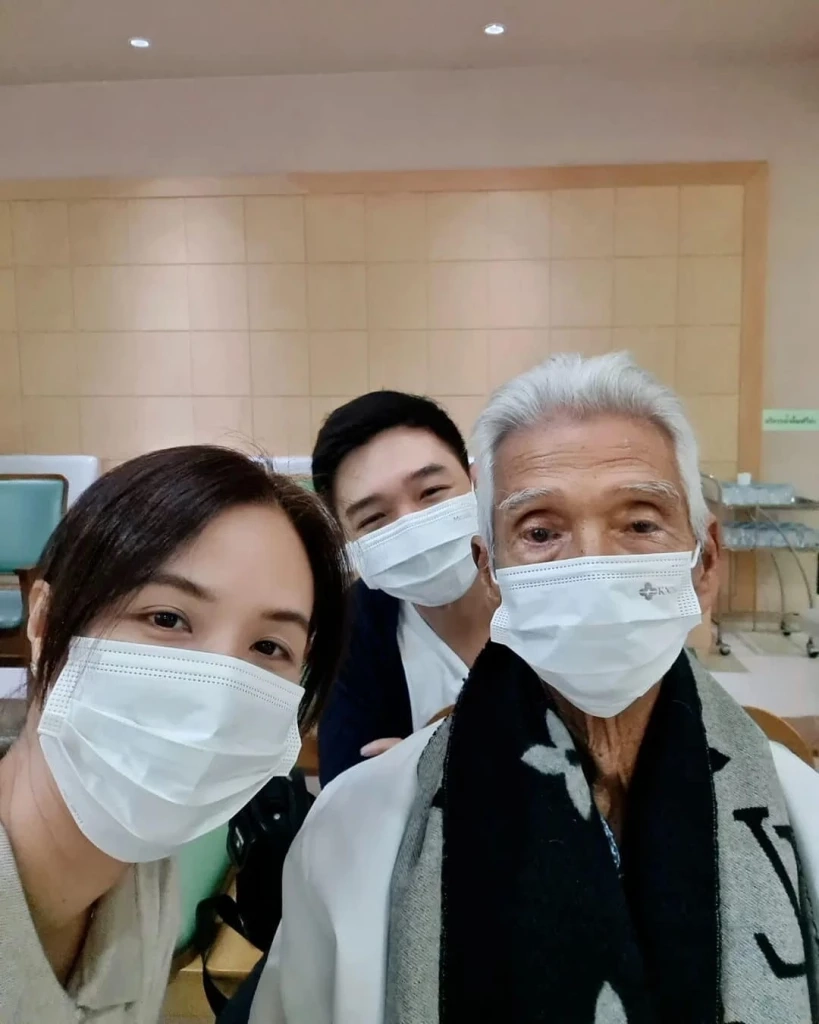 อัปเดตอาการศิลปินแห่งชาติ "ฉลอง ภักดีวิจิตร" วัย 93 ป่วยติดเชื้อทางปอด