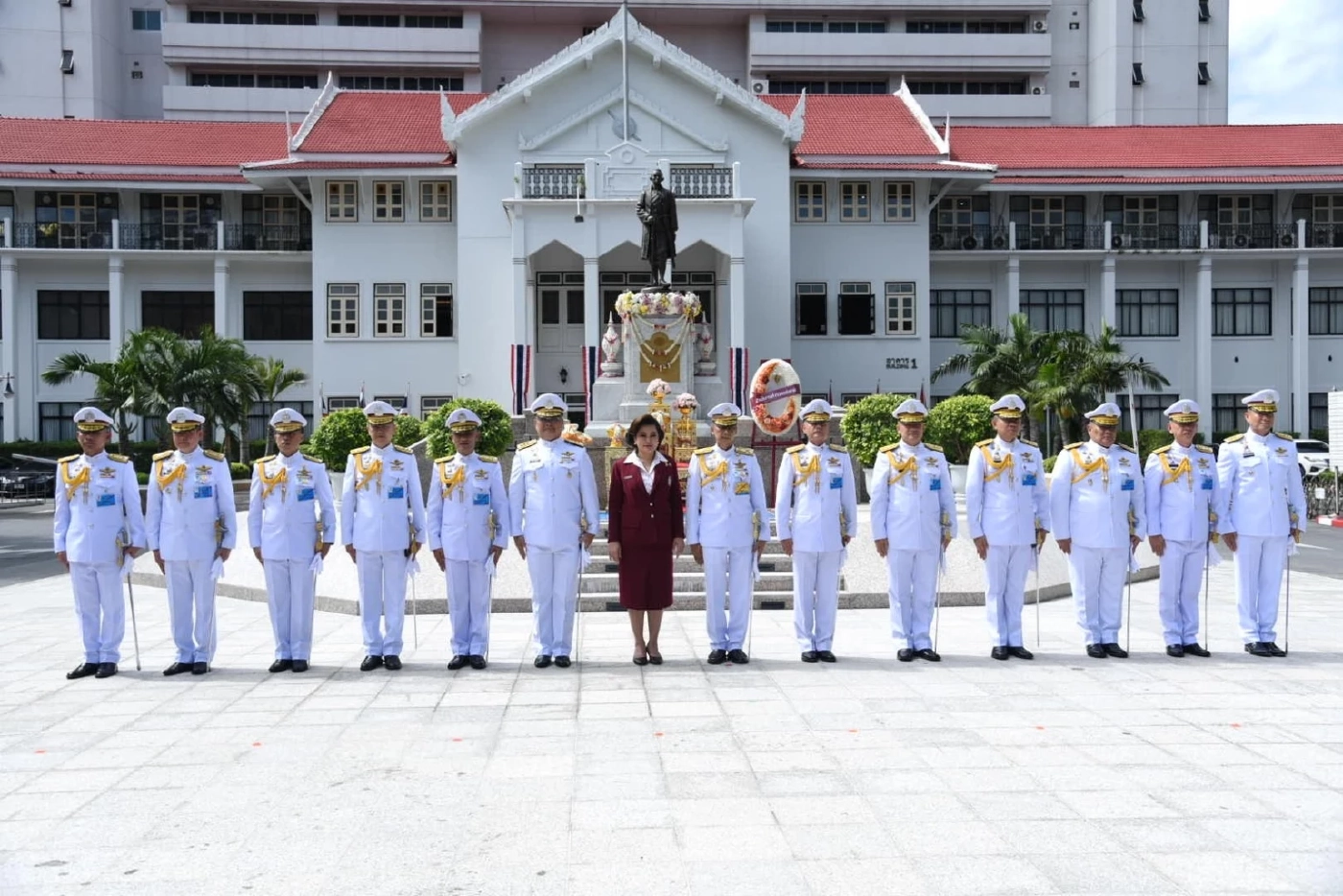 “บิ๊กต่อ” ทำบุญ เสริมมงคล "ผู้บัญชาการตำรวจแห่งชาติ"