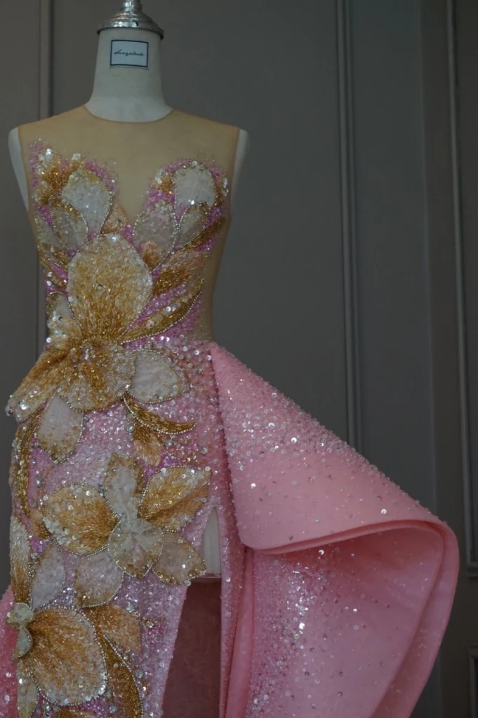 ที่มาชุดราตรี โบว์ สุภาภรณ์ หลังเข้ารอบ 7 คนสุดท้าย Miss International 2023