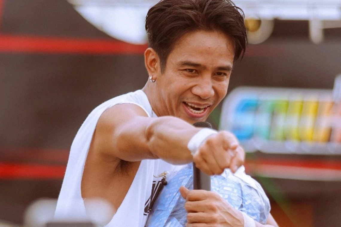 "ก้อง ห้วยไร่" โพสต์ฝากให้คิด! อย่าดูถูกด้อยค่ากับคำว่า"เป็นคนอีสาน"