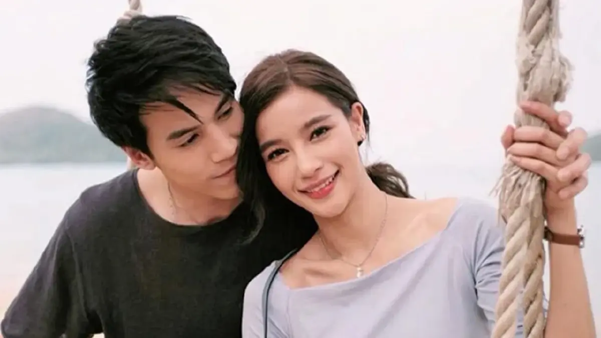 'วิว วรรณรท' โพสต์สับๆ 'ปล่อยให้ กรรมทำงานเอง' ชาวเน็ตแห่เดาว่าสื่อถึงอะไร