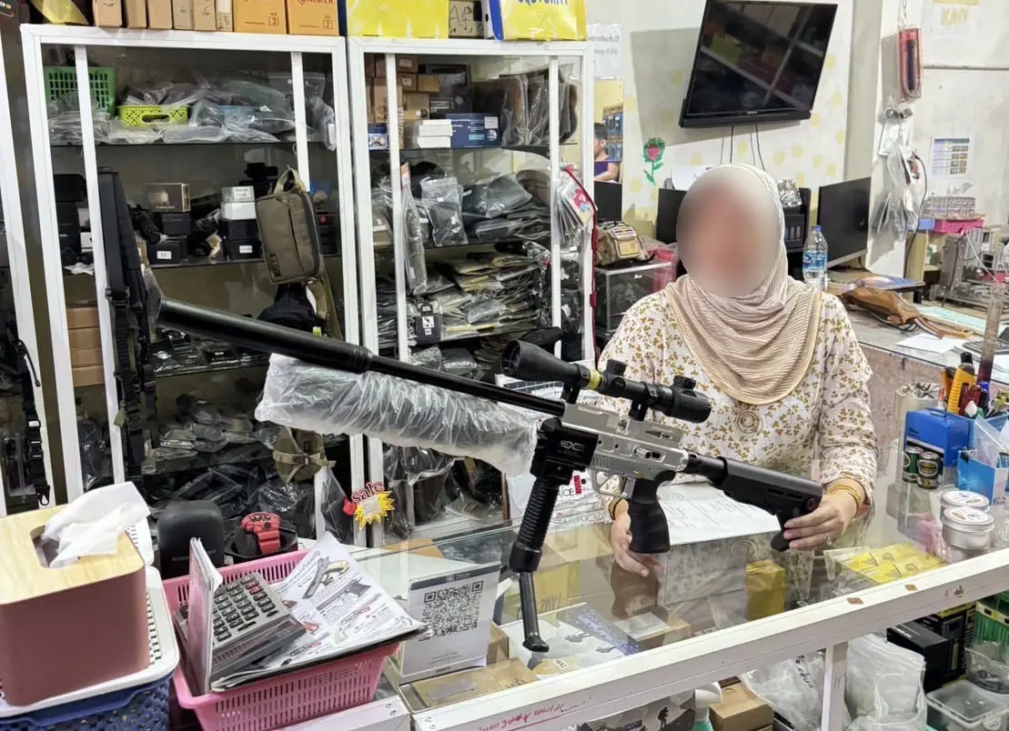 ตำรวจไซเบอร์ จับสาวเจ้าของร้านขายปืนทางออนไลน์