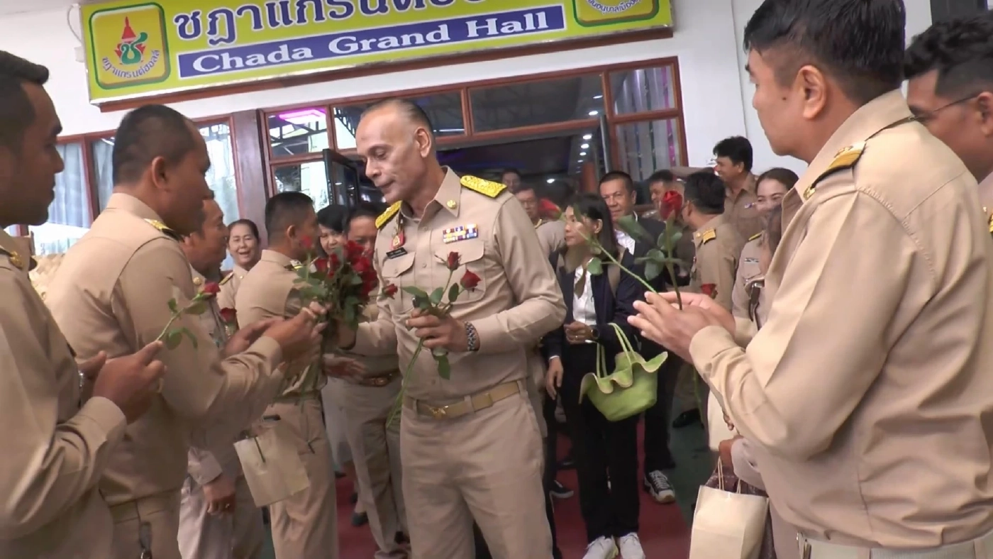 "ชาดา" ลุย อุทัยฯ นำร่อง จ.สีขาว ไร้ผู้มีอิทธิพล เตรียมทำเรื่องขอคืนปืน