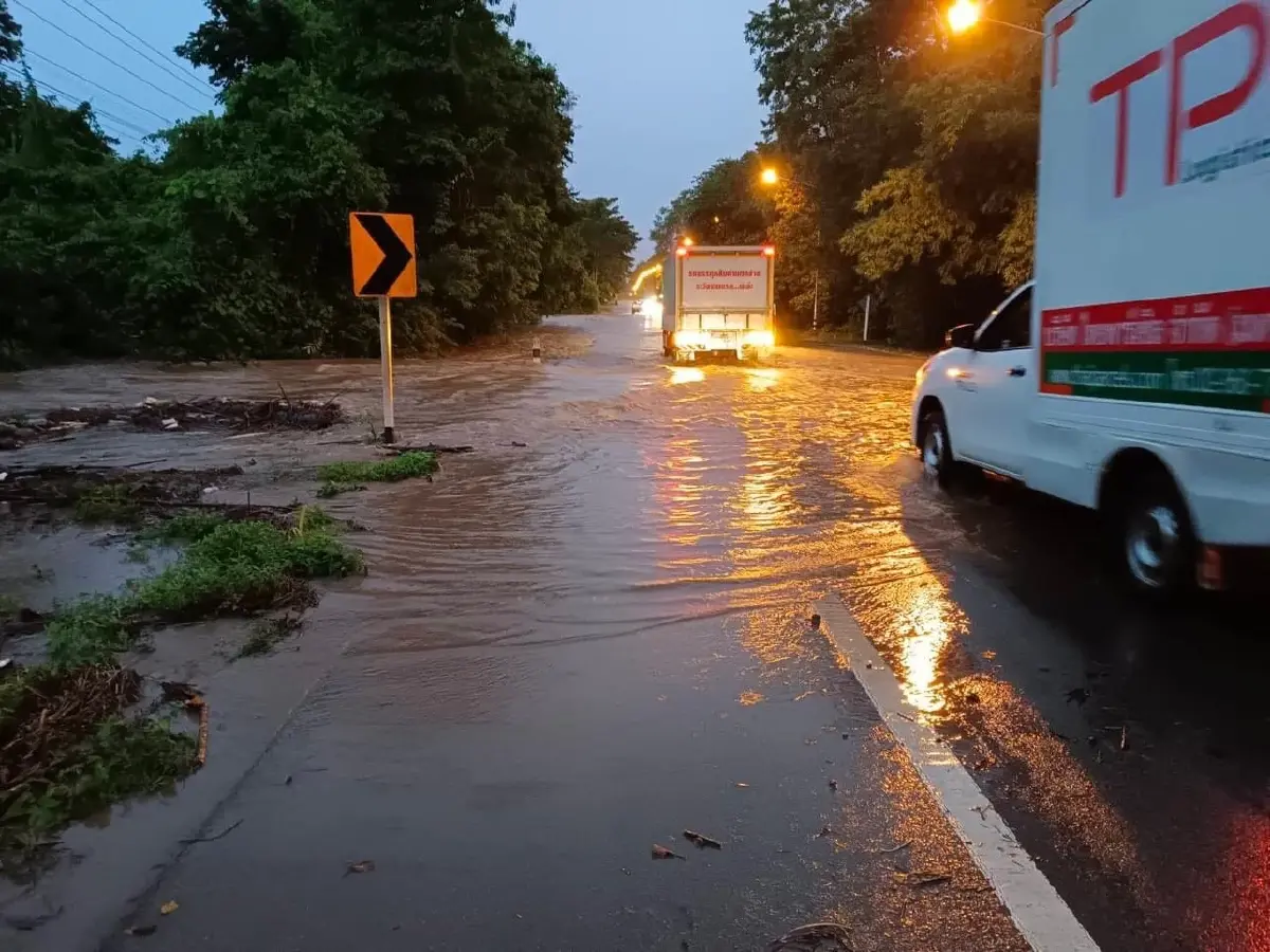 ทองผาภูมิฝนตกหนัก น้ำป่าท่วมหลายพื้นที่