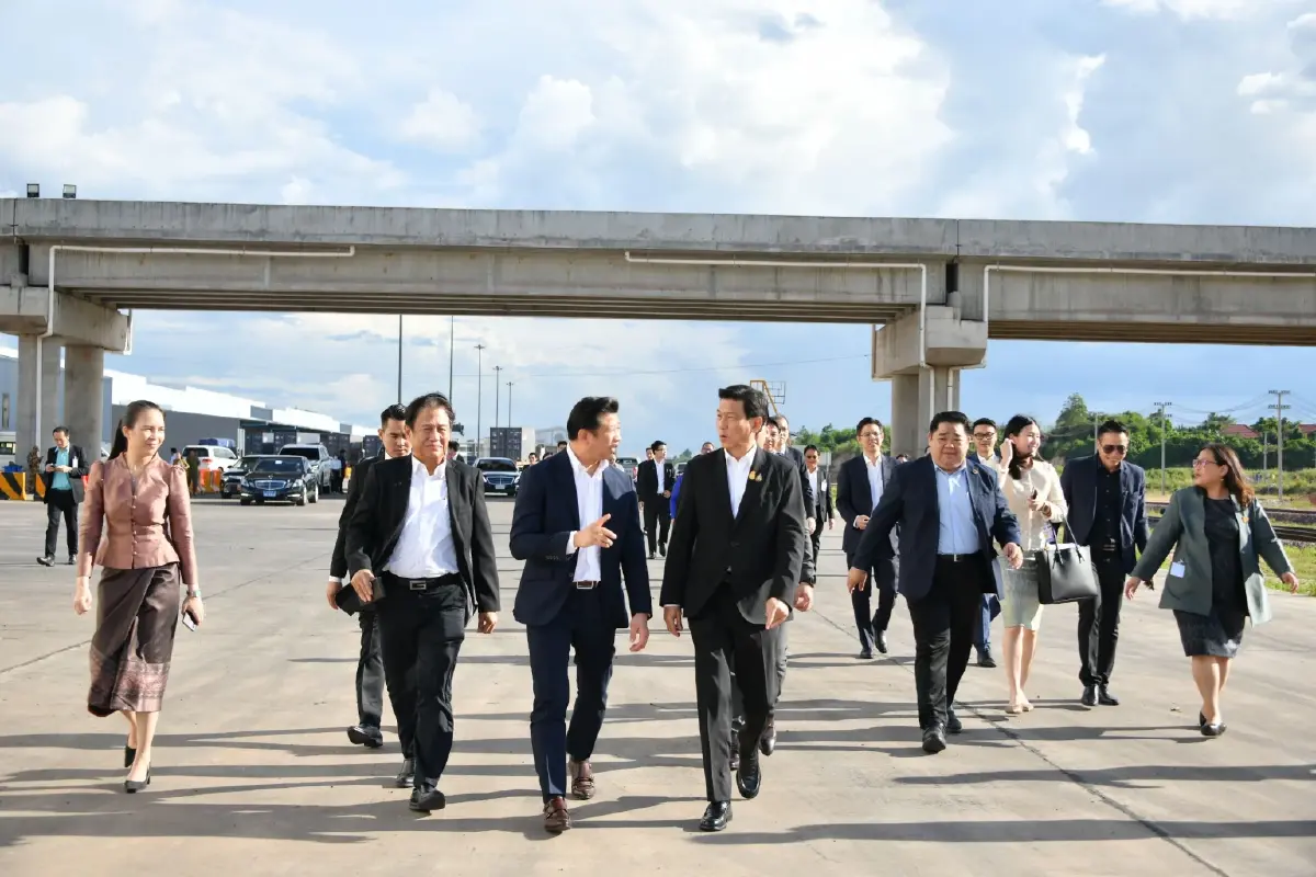 "ปานปรีย์" เผย ผลหารือทวิภาคี หลังเยือนสปป.ลาว อย่างเป็นทางการ